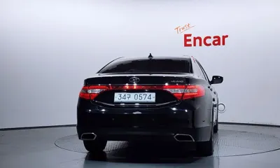 Hyundai Grandeur 2017, 150206 км, за 3741.63 USD