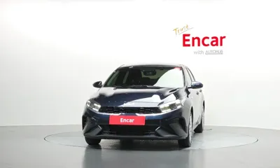Kia K3 2022, 9565 км, за 8861.76 USD