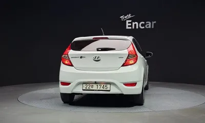Hyundai Accent 2015, 186632 км, за 3250.34 USD