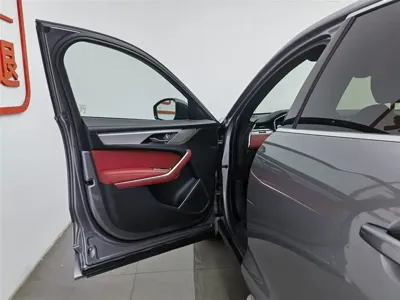 Jaguar F-Pace 2021, 73200 км, за 24078.16 USD - фото 8