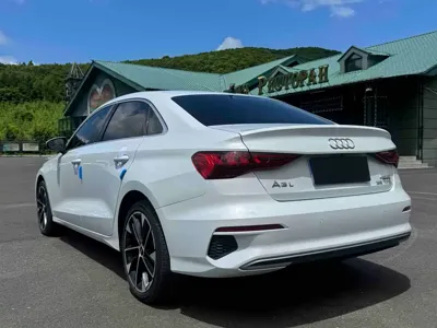 Audi A3 2023, 18000 км, за 23498.66 USD