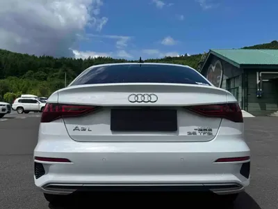 Audi A3 2023, 18000 км, за 23498.66 USD