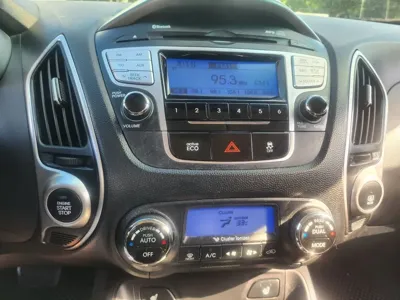 Hyundai Tucson 2013, 150981 км, за 2764.77 USD