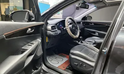 Kia Sorento 2015, 72054 км, за 10141.06 USD - фото 11