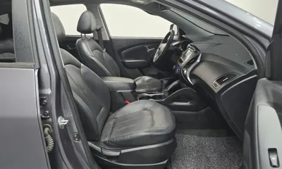 Hyundai Tucson 2011, 153560 км, за 3106.82 USD - фото 11