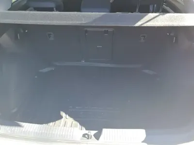Volkswagen Golf 2024, 9200 км, за 13723 USD