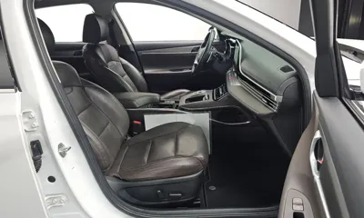 Hyundai Grandeur 2021, 49813 км, за 13418.84 USD - фото 26