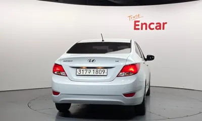 Hyundai Accent 2019, 88673 км, за 4724.01 USD - фото 4