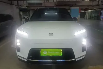 Nio ES8 2026, 1100 км, за 54788 USD