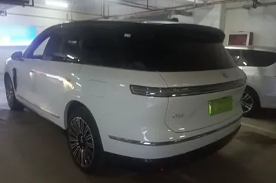 Nio ES8 2026, 1100 км, за 54788 USD