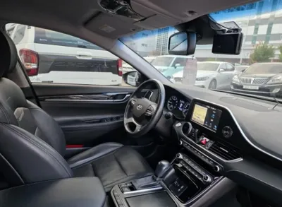 Hyundai Grandeur 2018, 127000 км, за 9441.94 USD - фото 12
