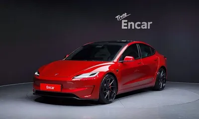 Tesla Model 3 · 2025 год