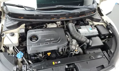 Kia Stonic 2018, 63926 км, за 6830.76 USD - фото 6
