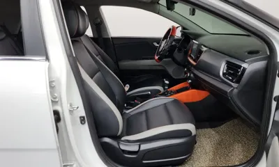 Kia Stonic 2018, 63926 км, за 6830.76 USD - фото 26