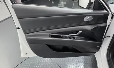Hyundai Avante 2021, 62547 км, за 11750.03 USD - фото 24