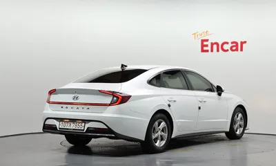 Hyundai Sonata 2021, 101881 км, за 9432.74 USD