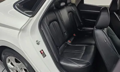 Hyundai Sonata 2021, 101881 км, за 9432.74 USD - фото 11