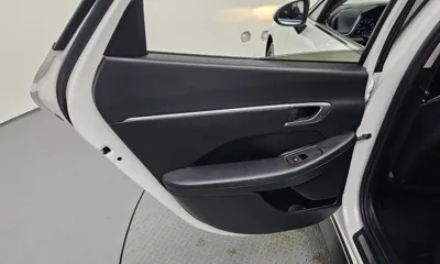 Hyundai Sonata 2021, 101881 км, за 9432.74 USD - фото 25