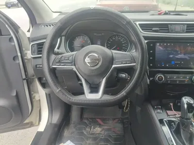 Nissan Qashqai 2021, 34400 км, за 11256.4 USD