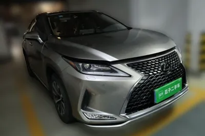 Lexus RX 2020, 67800 км, за 32540 USD