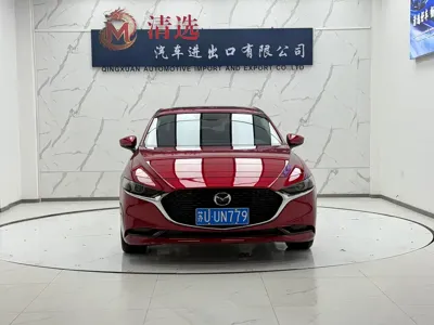 Mazda 3 Axela 2024, 15000 км, за 13250.81 USD