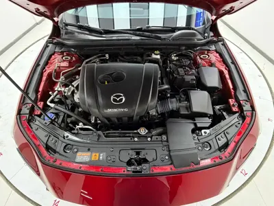 Mazda 3 Axela 2024, 15000 км, за 13250.81 USD - фото 11