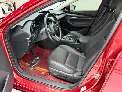 Mazda 3 Axela 2024, 15000 км, за 13250.81 USD - фото 15
