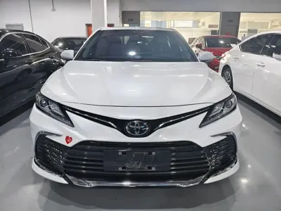 Toyota Camry 2023, 12000 км, за 16406.39 USD