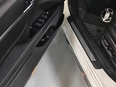 Toyota Camry 2023, 12000 км, за 16406.39 USD