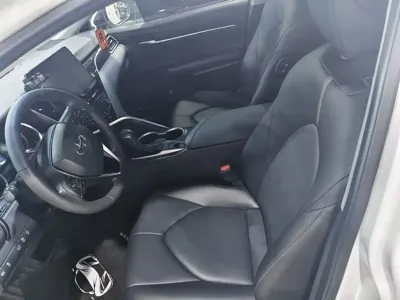 Toyota Camry 2023, 12000 км, за 16406.39 USD