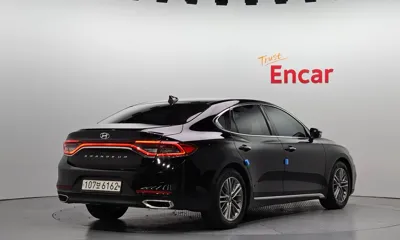 Hyundai Grandeur 2017, 176453 км, за 5583.29 USD