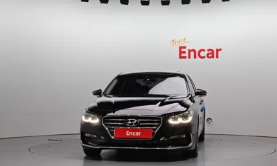 Hyundai Grandeur 2017, 176453 км, за 5583.29 USD