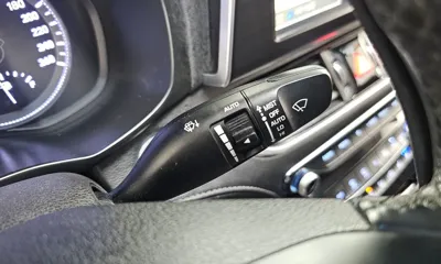 Hyundai Grandeur 2017, 176453 км, за 5583.29 USD - фото 18