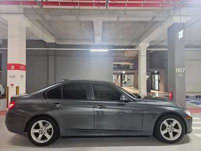 BMW 3-Series 2015, 127000 км, за 4335.73 USD