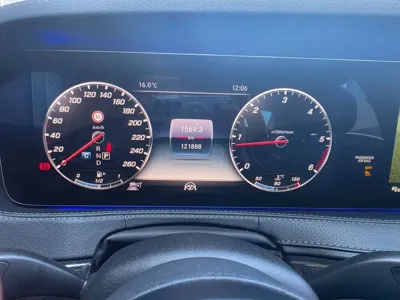 Mercedes-Benz S-Class 2019, 121000 км, за 29918.06 USD - фото 8