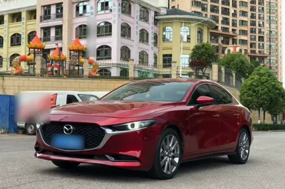 Mazda Mazda 3 Axela · 2021 год