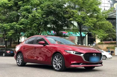 Mazda Mazda 3 Axela 2021, 44300 км, за 12137 USD