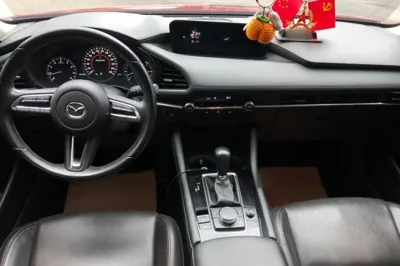 Mazda Mazda 3 Axela 2021, 44300 км, за 12137 USD - фото 14
