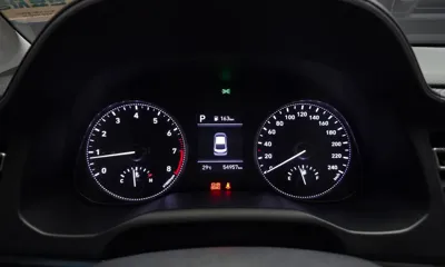 Hyundai Avante 2020, 54957 км, за 9751.02 USD - фото 8