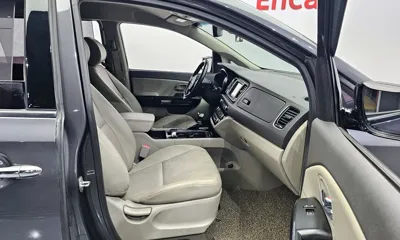Kia Canival 2018, 175809 км, за 5299.95 USD - фото 11