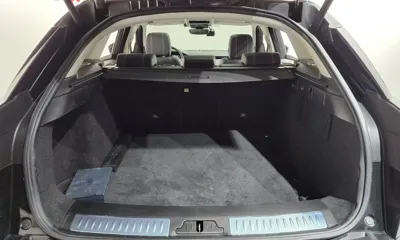 Land Rover Range Rover Velar 2019, 106264 км, за 18019.79 USD - фото 18