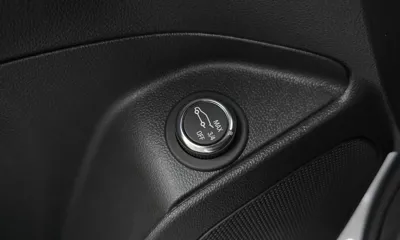 ChevroletGMDaewoo Trax 2025, 30079 км, за 13921.43 USD - фото 31