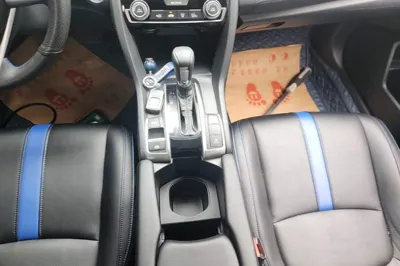 Honda Civic 2016, 66100 км, за 10533 USD - фото 16