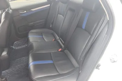 Honda Civic 2016, 66100 км, за 10533 USD - фото 20