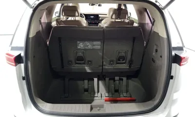 Kia Canival 2021, 108664 км, за 21523.16 USD - фото 20
