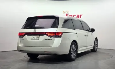 Honda Odyssey 2016, 213315 км, за 5382.7 USD