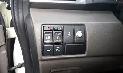 Honda Odyssey 2016, 213315 км, за 5382.7 USD - фото 16