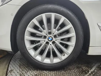 BMW 5-Series 2023, 50624 км, за 23135.92 USD