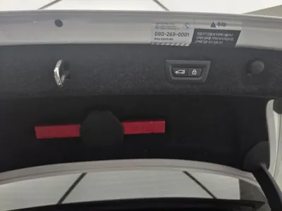 BMW 5-Series 2023, 50624 км, за 23135.92 USD - фото 20