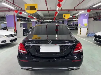 Mercedes-Benz E-Class 2019, 120000 км, за 29439.04 USD
